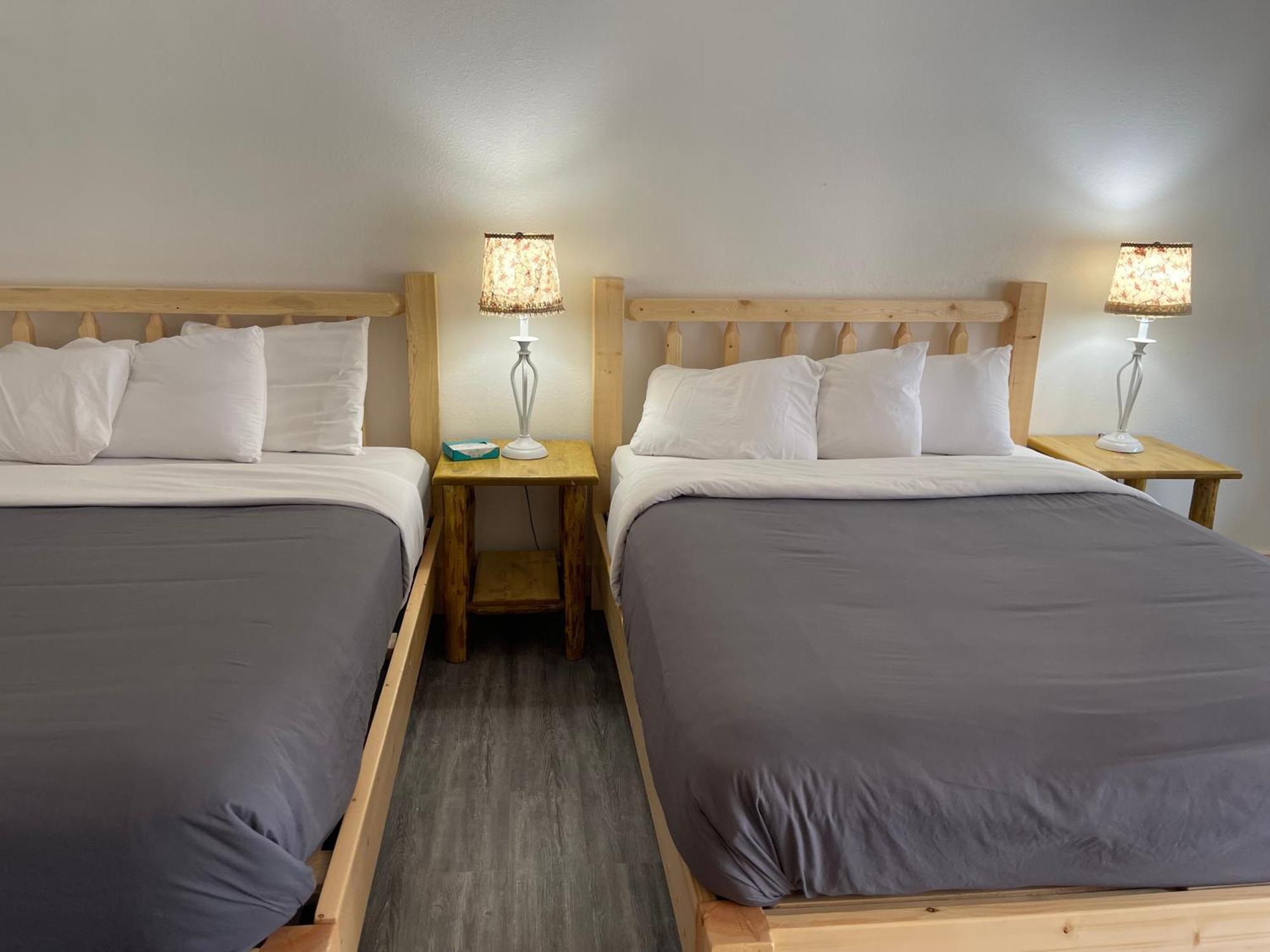 Kootenai Valley Motel Боннерс-Феррі Екстер'єр фото